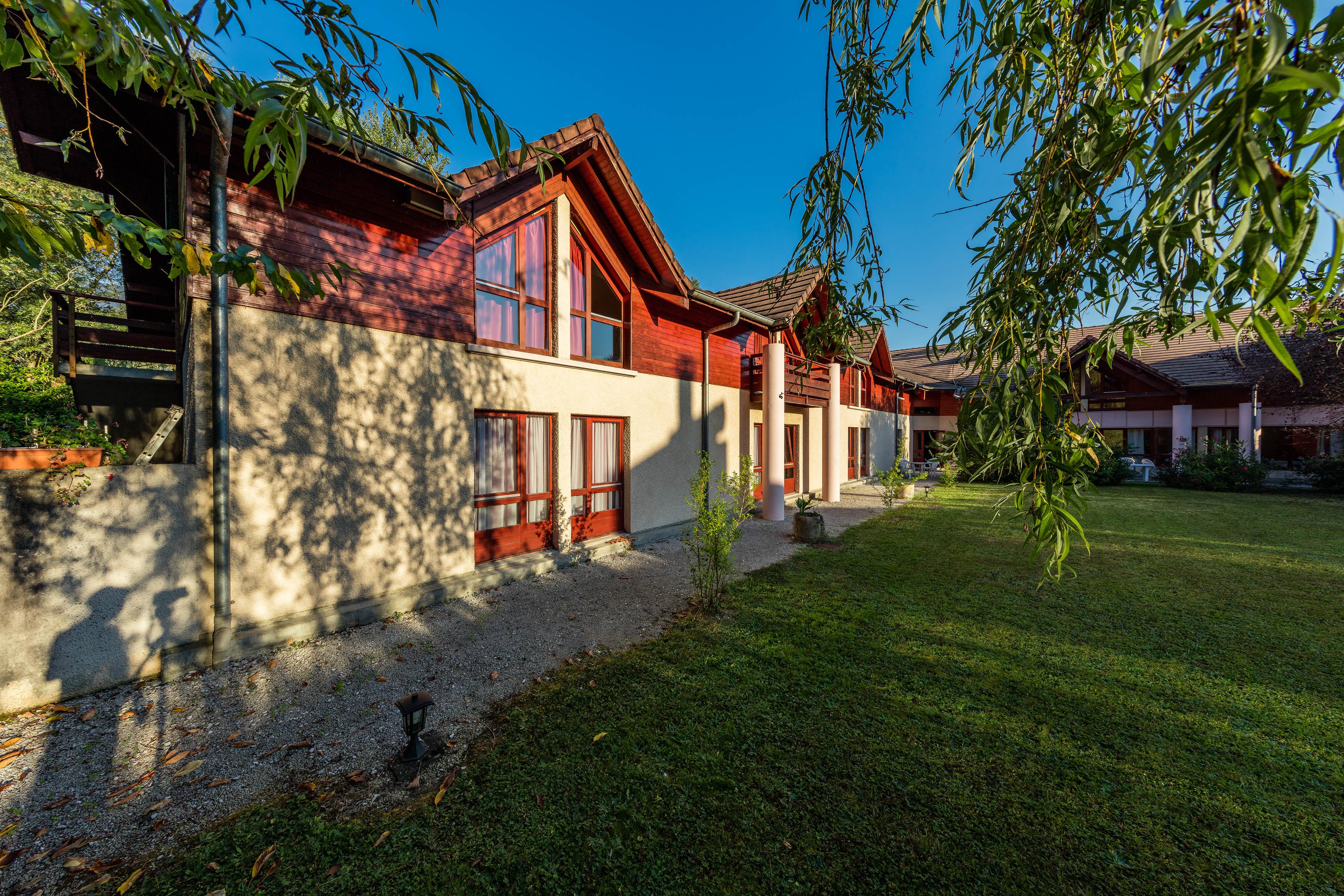 Noemys Viviers-Du-Lac Buitenkant foto